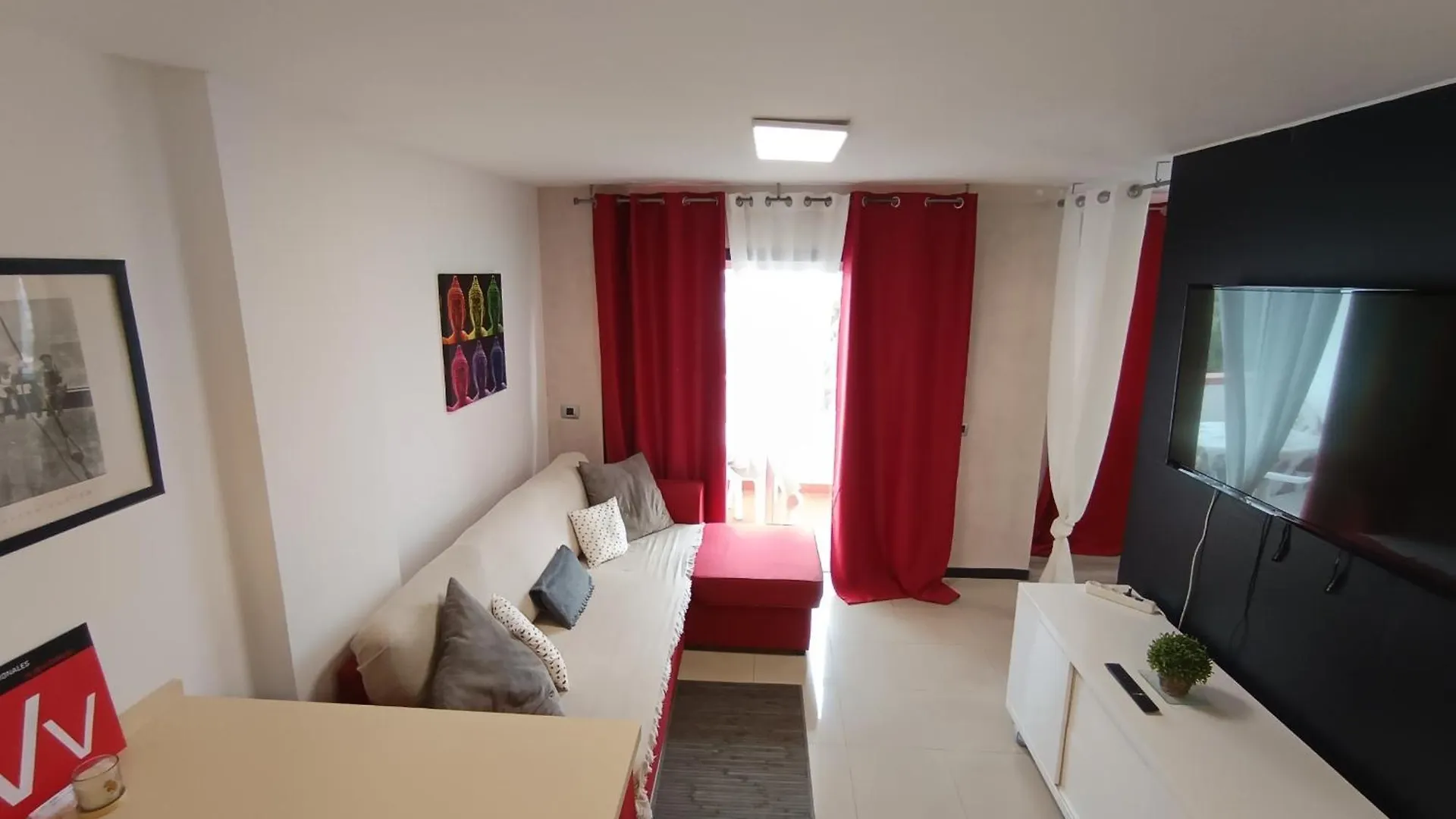 Casa Saura -Playa De Las Americas Arona  Apartment